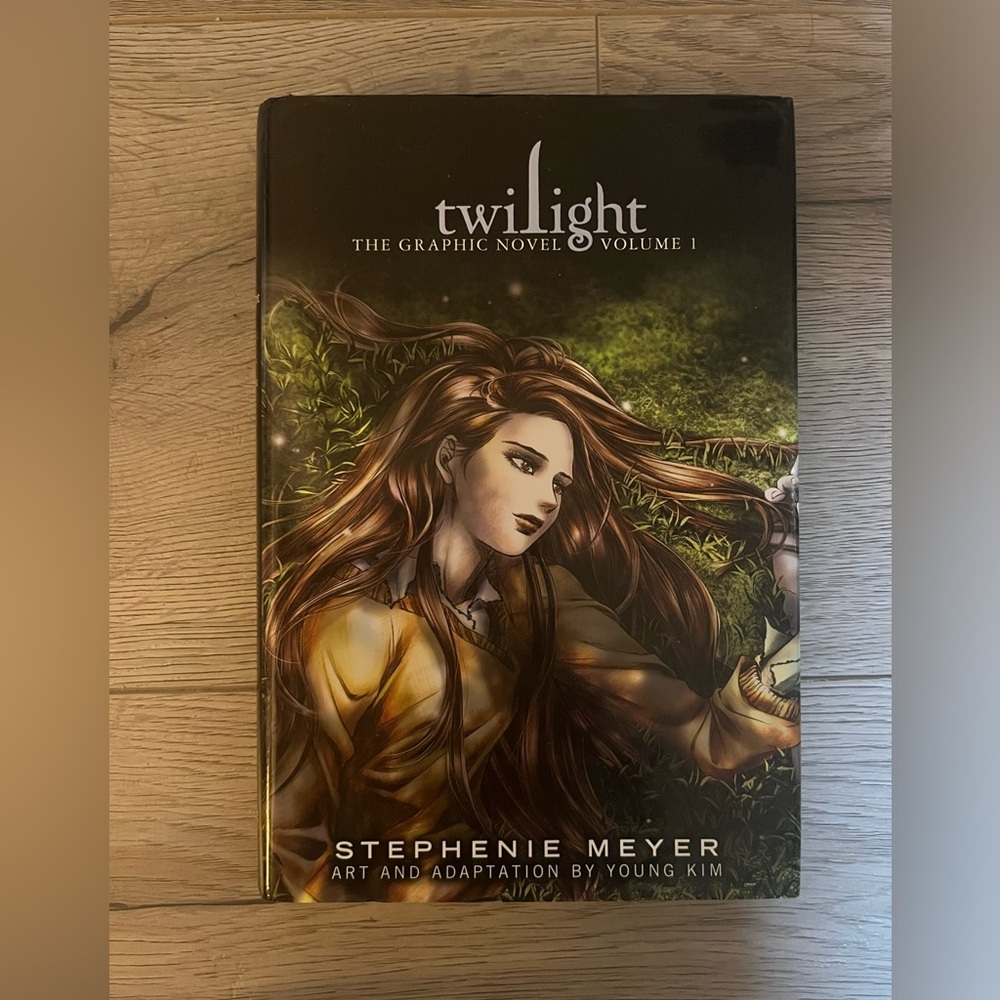 Twilight Graphic Novel Volume 1